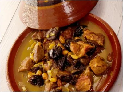 Pour accompagner un tajine d'agneau, quel vin est le mieux adapté ?