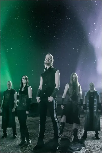 Complétez : 
"Jo ennen monta miestä se meri..."