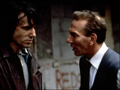 Le film est inspiré par l'histoire des "Quatre de Guildford", quatre jeunes accusés à tort et condamnés à la prison à vie par la cour d'assises à Londres, en octobre 1974 pour les attentats des pubs de Guildford commandités par l'IRA. C'est ...