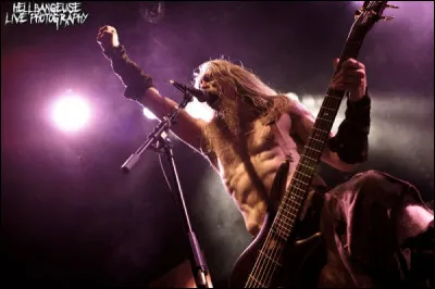 Complétez : 
"Talvismaailman mahti..."