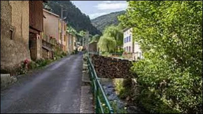 Petit village Audois de 12 habitants, La Fajolle se trouve dans l'ex r&eacute;gion ...