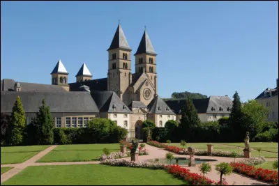 Echternach, petite ville 5 600 habitants située dans la vallée de la Sûre, se trouve ...