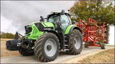 Quel est le modèle de ce tracteur ?