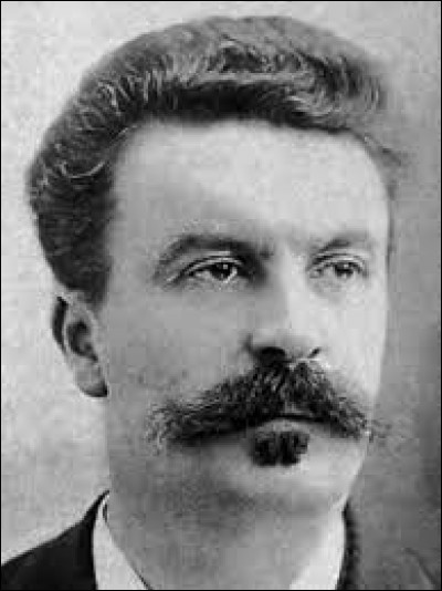 Je suis un &eacute;crivain fran&ccedil;ais qui a &eacute;crit un grand nombre de nouvelles r&eacute;alistes et fantastiques. Qui suis-je ?