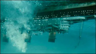 Quel est ce film dont l'action se déroule dans un décor de navire retourné ?