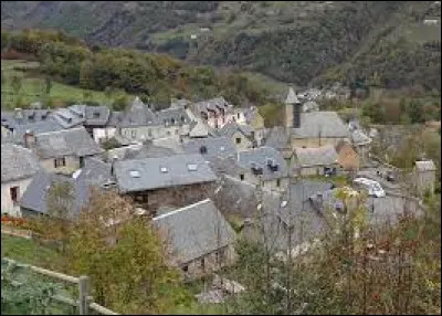 Nous partons en Occitanie, à Sazos. Village du Lavedan, dans l'arrondissement d'Argelès-Gazost, il se trouve dans le département ...