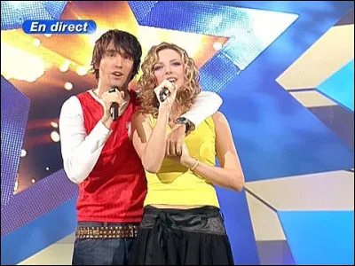 Élodie était en couple avec Lukas.