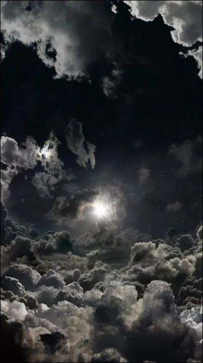 Lequel de ces termes désigne aussi la saison humide ?