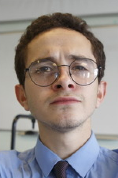 Et enfin, qui est sur la photo ?