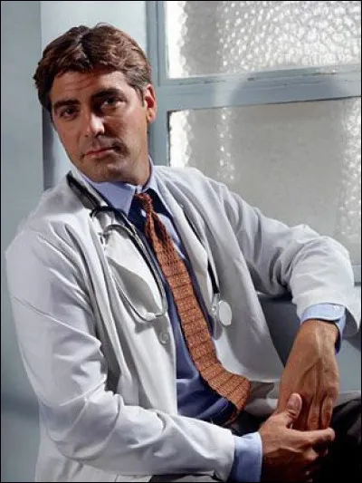 Dans la série "Urgences", on remarque que Doug Ross (George Clooney) baisse souvent la tête, pourquoi ?