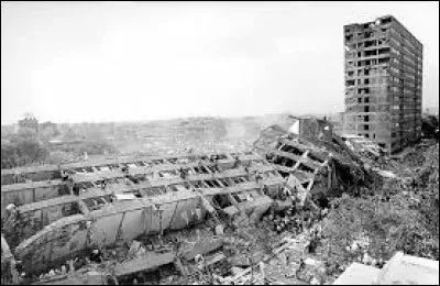 Cette métropole d'Amérique latine a subi plusieurs séismes au cours de son histoire ; celui de septembre 1985 a été particulièrement dévastateur et meurtrier :