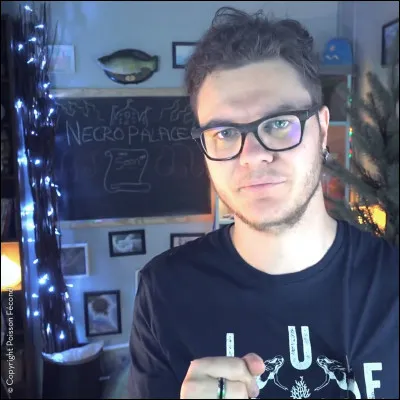 Quel âge a-t-il (octobre 2021) ?