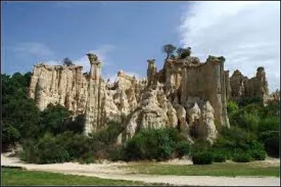 Je vous propose de partir en Occitanie à la découverte des orgues d'Ille-sur-Têt. Ville de l'arrondissement de Prades, dans le Conflent, elle se situe dans le département ...