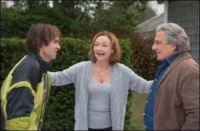 Quels acteurs incarnent André et Laurence Prioux dans le film "Momo" sorti en 2017 ?