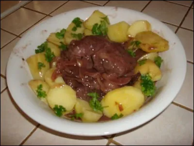 Se bourre, c'est le...