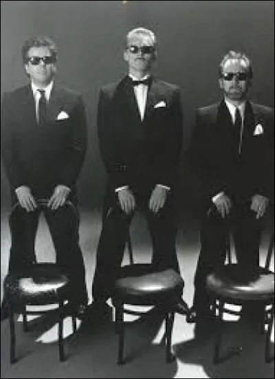 Complétez : 
"Afhverju eru ekki jólin sérhvern..."