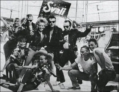 Complétez : 
"Svona er það sérhvern vetur, sumar, vor og..."