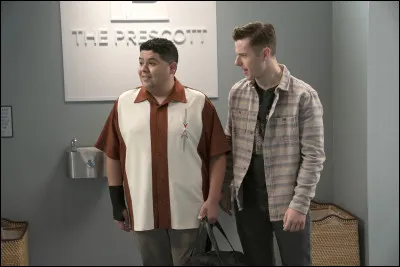 Dans la saison 11, la dernière, quelles célébrités la grande famille rencontre-t-elle ?