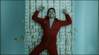 De qui Denver tombe-t-il amoureux pendant le braquage ?