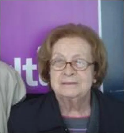 Claude Mossé est une historienne de ...