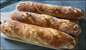 La baguette de pain coûte désormais en moyenne 0, 90 € et risque d'arriver rapidement à 1 € . Quelle est la principale explication à cette hausse ?