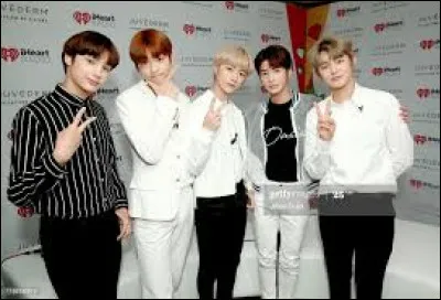 Quel est le nom du groupe complet ?