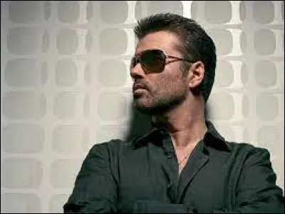 Voit-on des mannequins défilés dans le clip "Too Funky" de Georges Michael ?