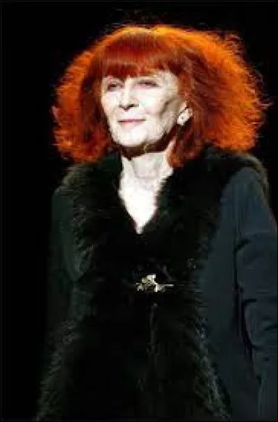 Sonia Rykiel est-elle célèbre pour des motifs à carreaux ?
