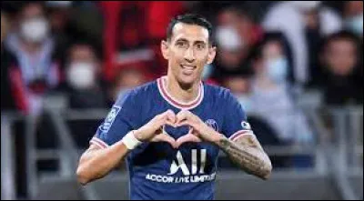 Le joueur de football Ángel Di María a-t-il rejoint le PSG en 2018 ?