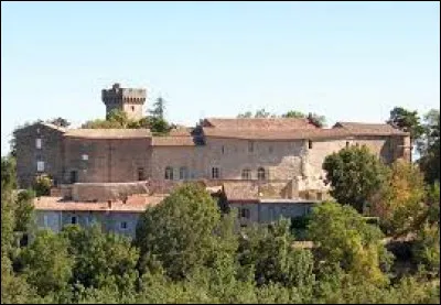 Village occitan, dans le Lauragais, La Pomarède se situe dans le département ...