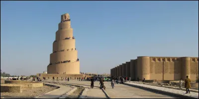 La grande mosquée de Samarra se trouve en ...