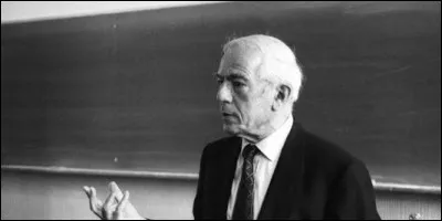 Spécialiste de l'histoire contemporaine de la France des XIXe et XXe siècles, auteur de "1848 ou l'apprentissage de la République", "La République de 1880 à nos jours", c'est ...