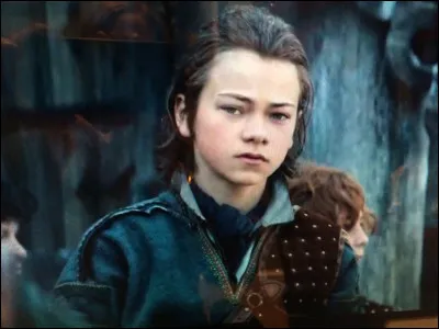 Il joue Éric quand il était enfant.