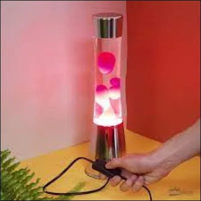 Comment se nomme cette lampe à but décoratif ?