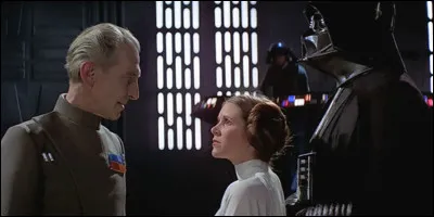 Que se passe-t-il lorsque Leia fait croire à l'Empire que la base rebelle se trouve sur Tatooine ?