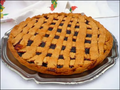 Voici une tarte réputée partout en Alsace : la tarte de Linz (ou Linzertorte) ! Quelle est la garniture de cette tarte ?