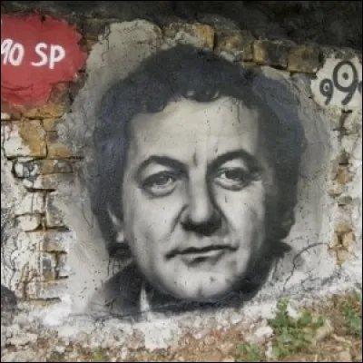 Le comédien et philanthrope Coluche a pris le rôle de Jacques Delaport et incarné Belzébuth pour cette adaptation télévisée d'une chanson célèbre. Saurez-vous la retrouver ?