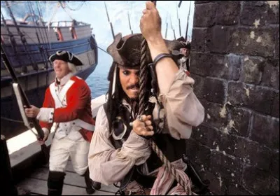 Quel est ce film de piraterie sorti en 2003 qui renoue avec l'âge d'or des flibustiers des mers dHollywood ?