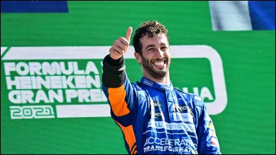 Saison de transition pour Daniel Ricciardo qui rejoint l'écurie de Woking pour cette saison 2021. Parmi les pilotes expérimentés qui ont changé d'écurie, Daniel Ricciardo semble être le plus en difficulté. Quel numéro se trouve sur sa McLaren ?