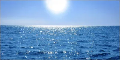 Quelle marque allemande a pour symbole un point bleu ?