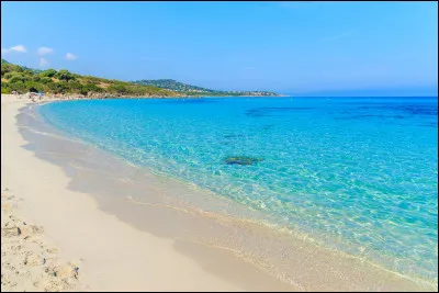 - Viens à la plage, on va s'amuser !
- D'accord, je prend mon maillot de bein et j'arrive.