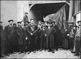 Quel syndicat ouvrier est fondé en 1895 ?