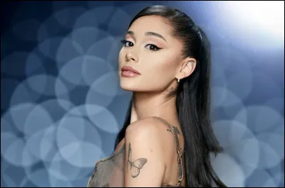 Quelle est la taille de Ariana Grande ?