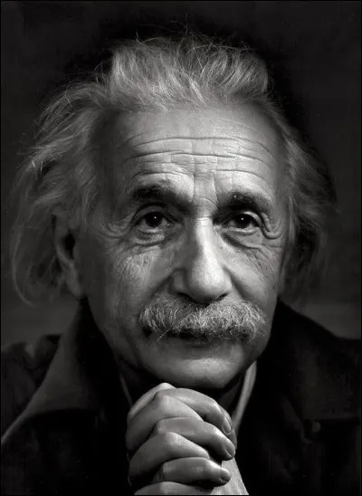 À quel âge est décédé Albert Einstein ?