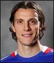 Dans quel club joue Sbastien Squillaci ?