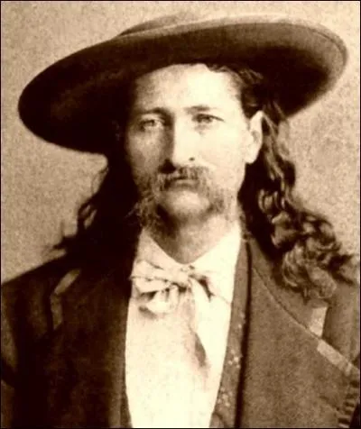 Quelle grande figure du Far West fut abattu dans le dos par Jack McCall alors qu'il jouait paisiblement au poker dans un saloon ?