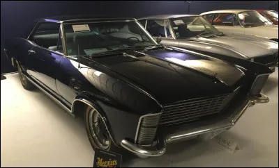 Maintenant, c'est l'inverse : un modèle nord-américain portant le nom d'un lieu italien. Saurez-vous trouver le nom de ce gros coupé du groupe GM ?