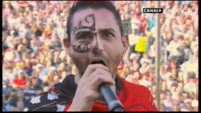 Il est tr&egrave;s coton, c'est le...