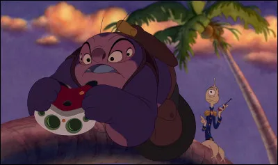 Comment s'appellent les deux extraterrestres ?