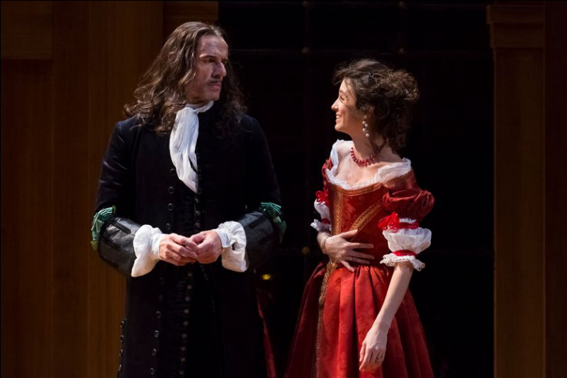Dans "Le Misanthrope" de Molière, de qui Alceste est-il amoureux ?